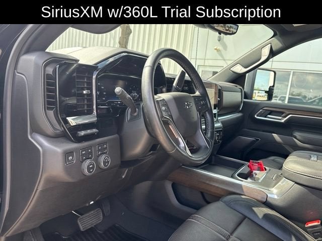 2025 Chevrolet Silverado 3500 HD High Country