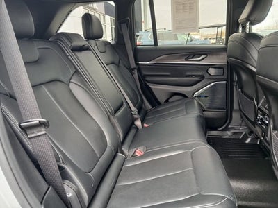 2022 Jeep Grand Cherokee Overland 4x4