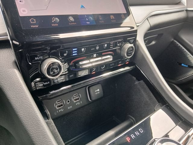 2022 Jeep Grand Cherokee Overland 4x4