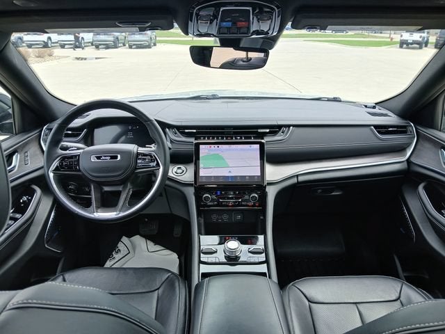 2022 Jeep Grand Cherokee Overland 4x4