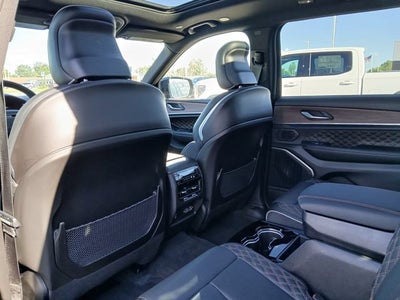 2025 Jeep Grand Cherokee L Summit 4x4