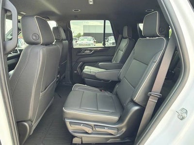 2025 GMC Yukon Elevation