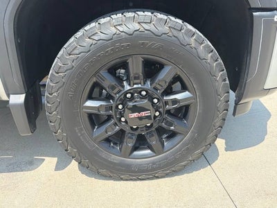 2025 GMC Sierra 2500 HD AT4