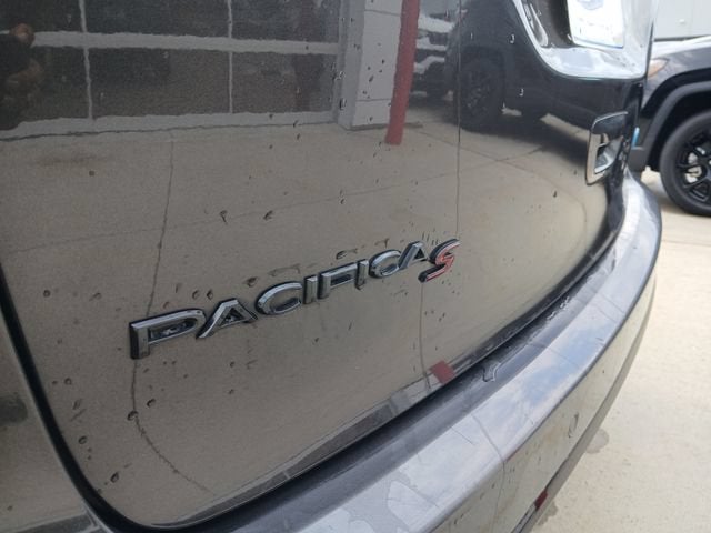 2020 Chrysler Pacifica Hybrid Red S Edition