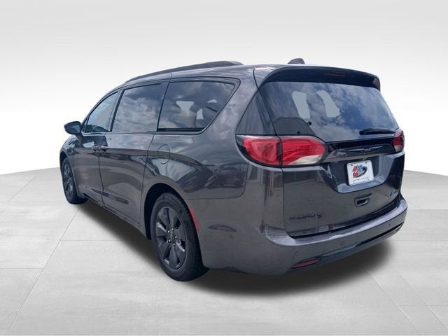 2020 Chrysler Pacifica Hybrid Red S Edition