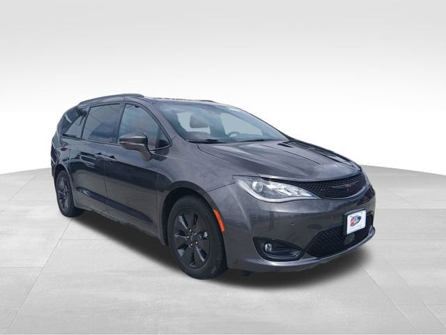 2020 Chrysler Pacifica Hybrid Red S Edition