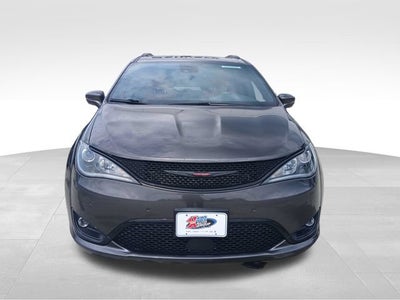2020 Chrysler Pacifica Hybrid Red S Edition