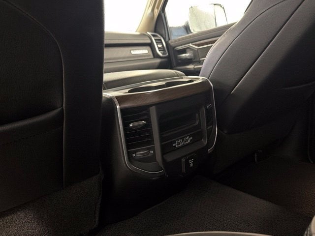 2022 RAM 2500 Laramie Crew Cab 4x4 6'4" Box