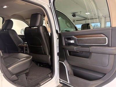 2022 RAM 2500 Laramie Crew Cab 4x4 6'4" Box