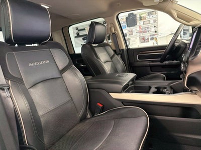 2022 RAM 2500 Laramie Crew Cab 4x4 6'4" Box