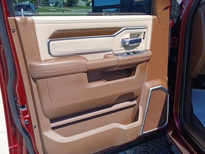 2023 RAM 2500 Laramie Crew Cab 4x4 6'4" Box