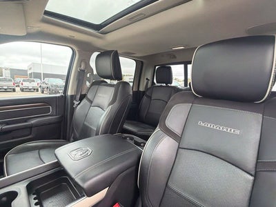 2023 RAM 2500 Laramie Crew Cab 4x4 6'4" Box