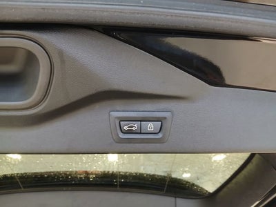 2022 BMW X7 M50i