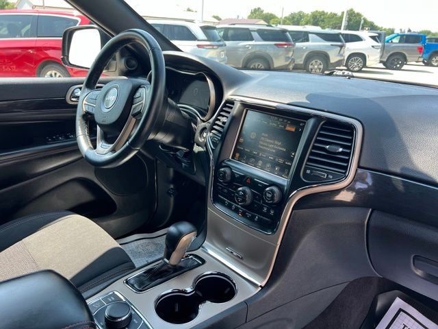 2017 Jeep Grand Cherokee 75th Anniversary Edition