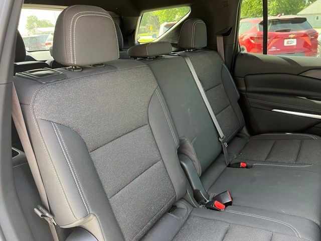 2024 Chevrolet Traverse LS w/1FL