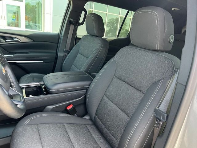 2024 Chevrolet Traverse LS w/1FL