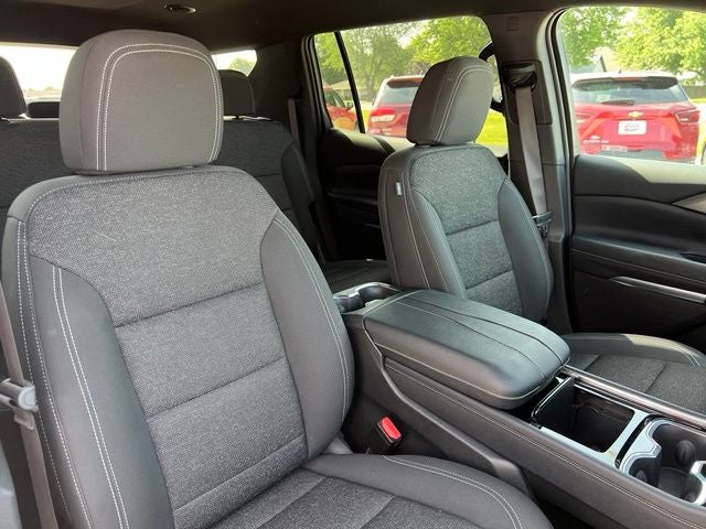 2024 Chevrolet Traverse LS w/1FL