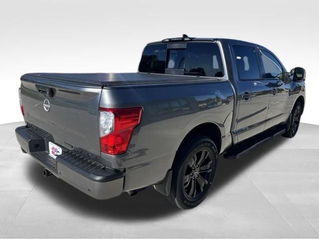 2024 Nissan Titan SV