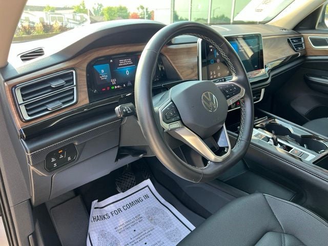 2024 Volkswagen Atlas 2.0T SE w/Technology