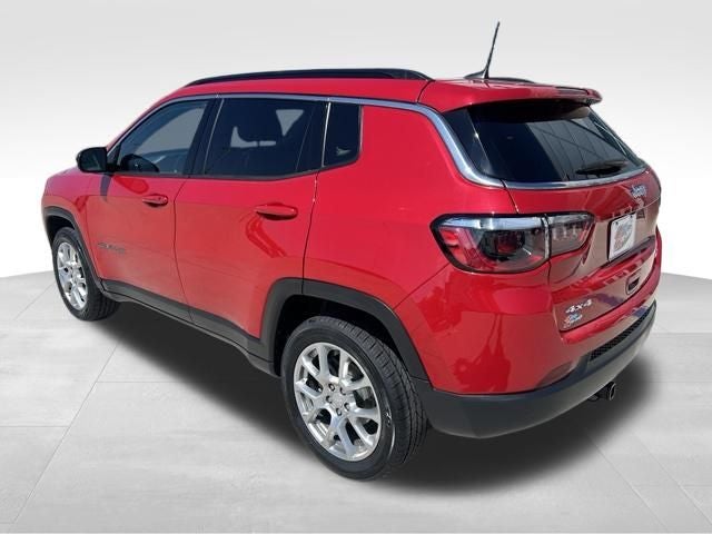 2023 Jeep Compass Latitude Lux