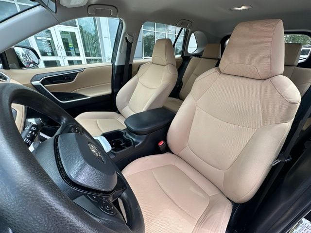 2023 Toyota RAV4 Hybrid LE