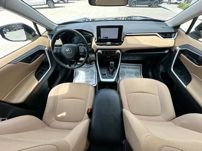 2023 Toyota RAV4 Hybrid LE