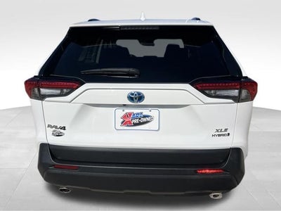 2021 Toyota RAV4 Hybrid XLE